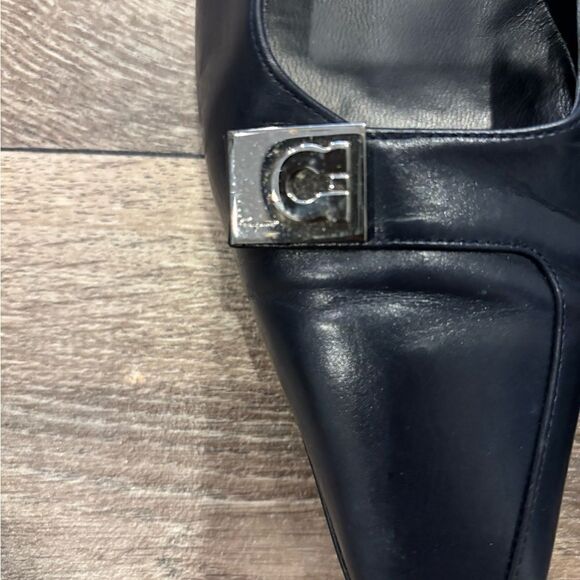 Salvatore Ferragamo Vintage Italian Leather Pumps Size 8.5 Navy Blue Silver Logo - Picture 3 of 9